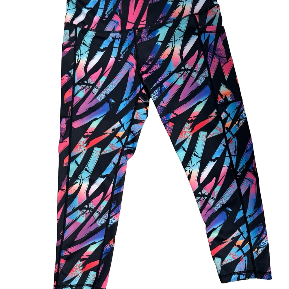 Constantly Varied Gear Saved by the 90’s Vibrant Capri Leggings CVG